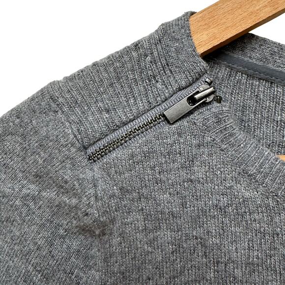 Banana Republic Gray Cashmere Blend Sweater w/ Shoulder Zippers M - Picture 4 of 5